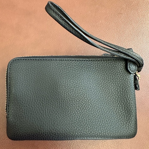 NWOT Coach Double Zip Pebbled Leather Black Wristlet with Gold Hardware - Picture 7 of 9